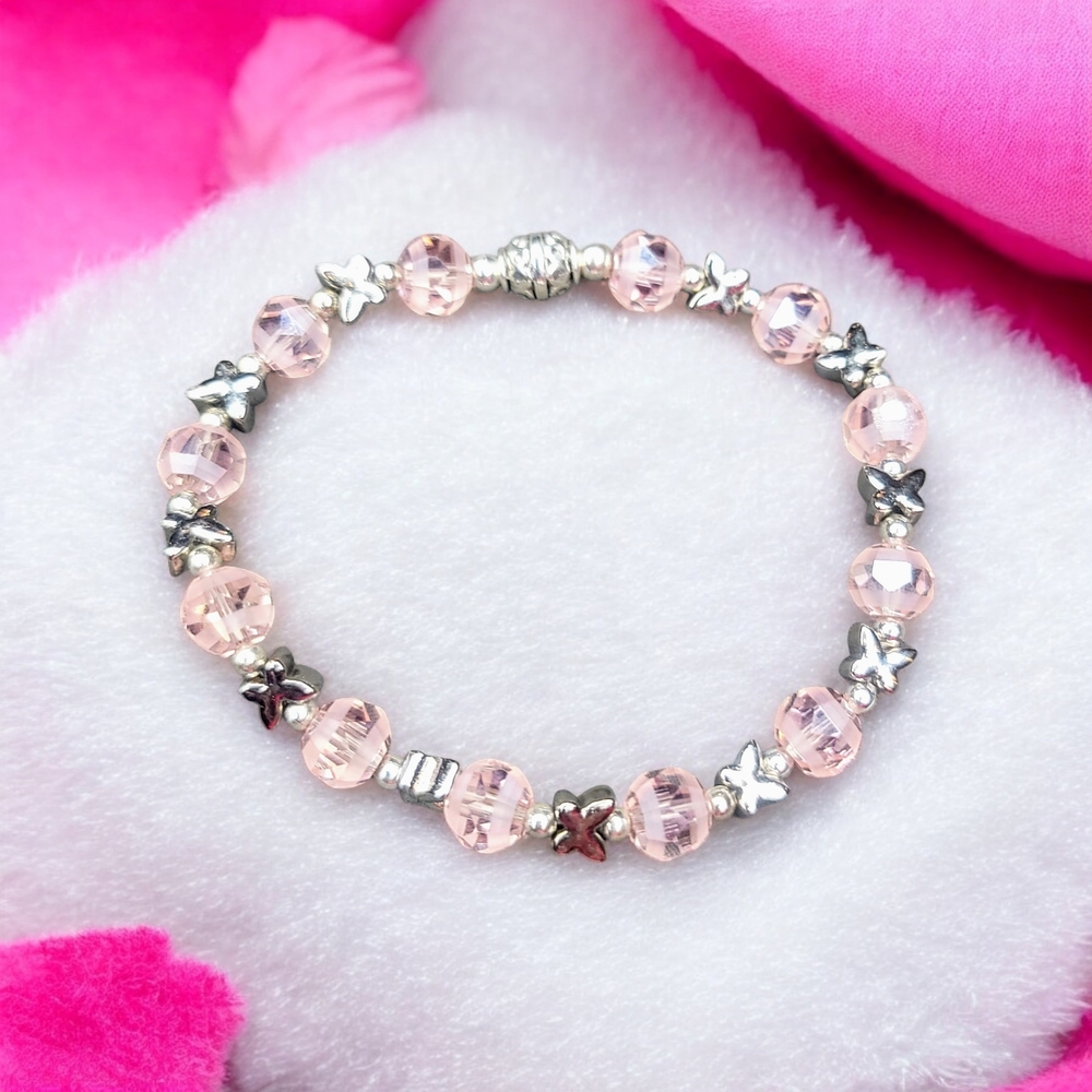 Elegant Pink and Silver Beaded Bracelet